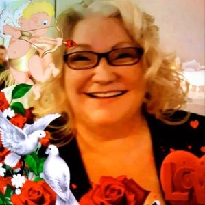 Meet your Posher, Stella